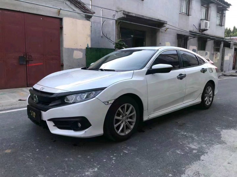 济宁18年本田思域3