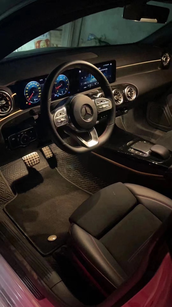 烟台21年奔驰CLA3