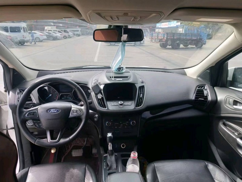 济南17年福特翼虎2