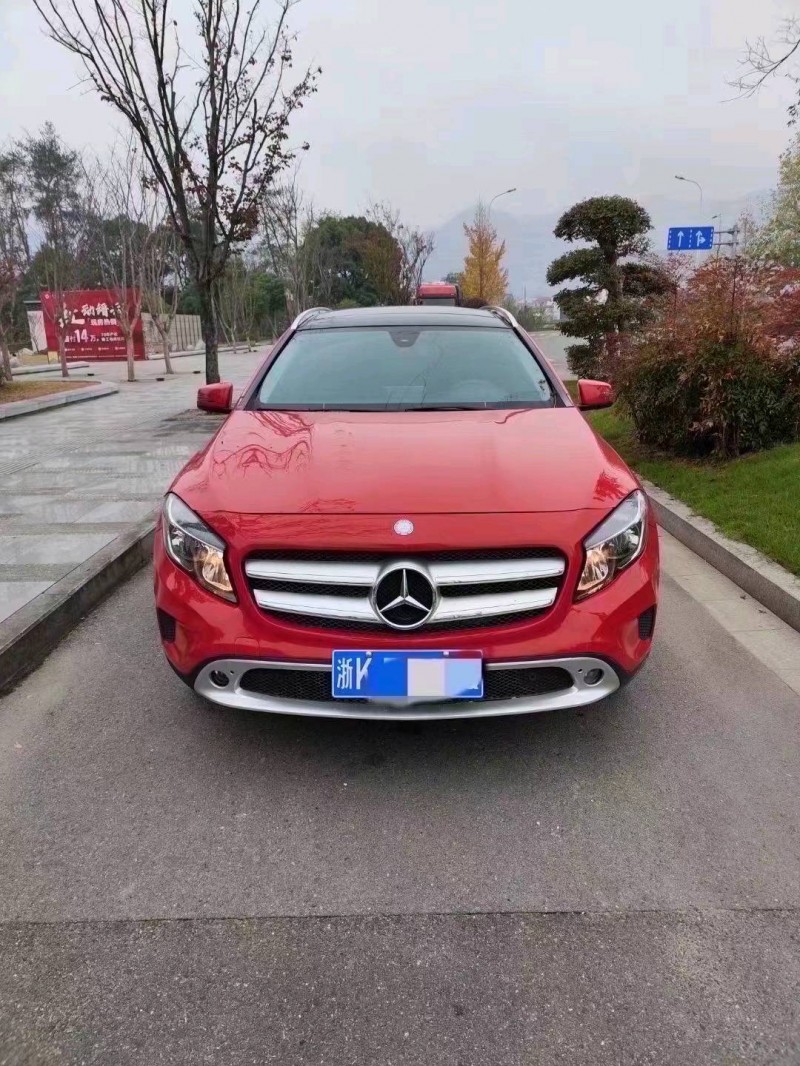 嘉兴17年奔驰GLA1