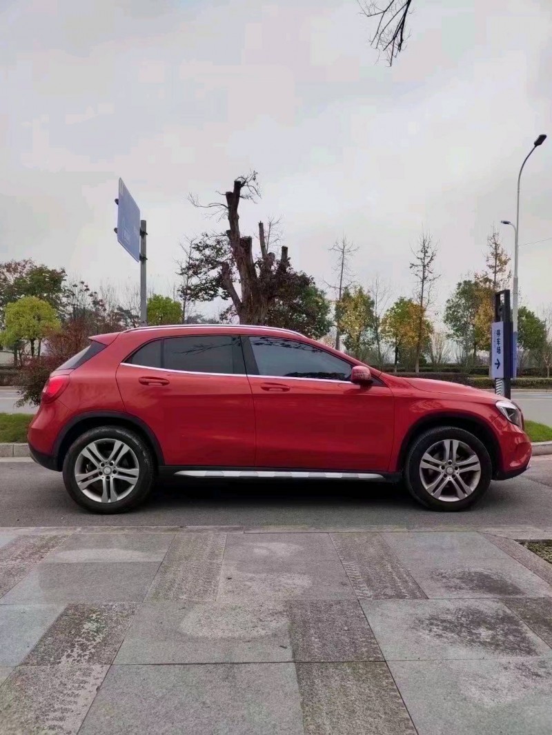 嘉兴17年奔驰GLA8