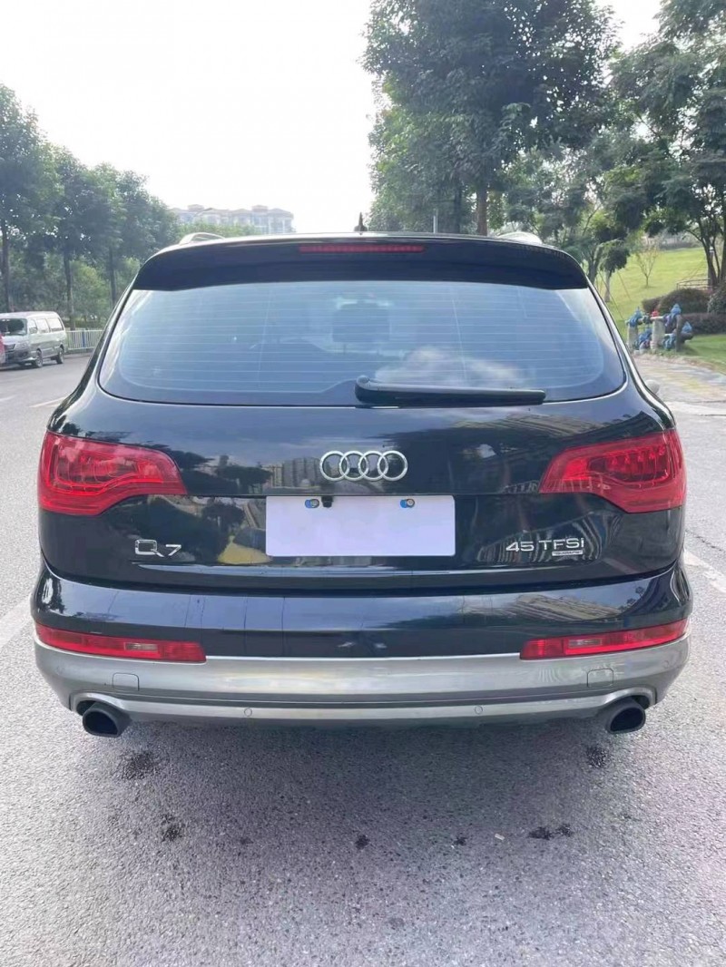 重庆13年奥迪Q75