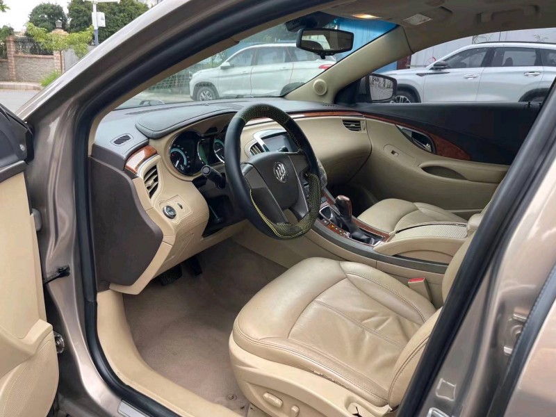 广州13年别克君越6