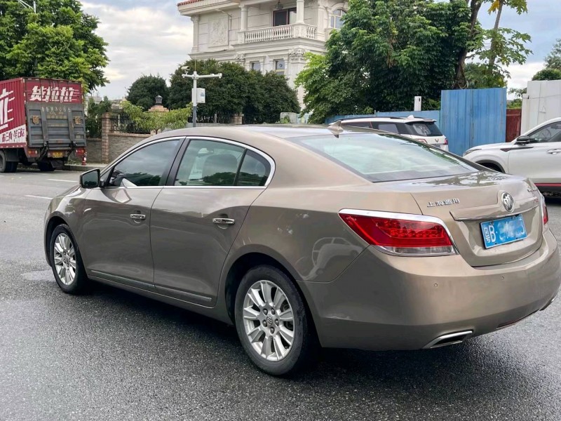 广州13年别克君越8