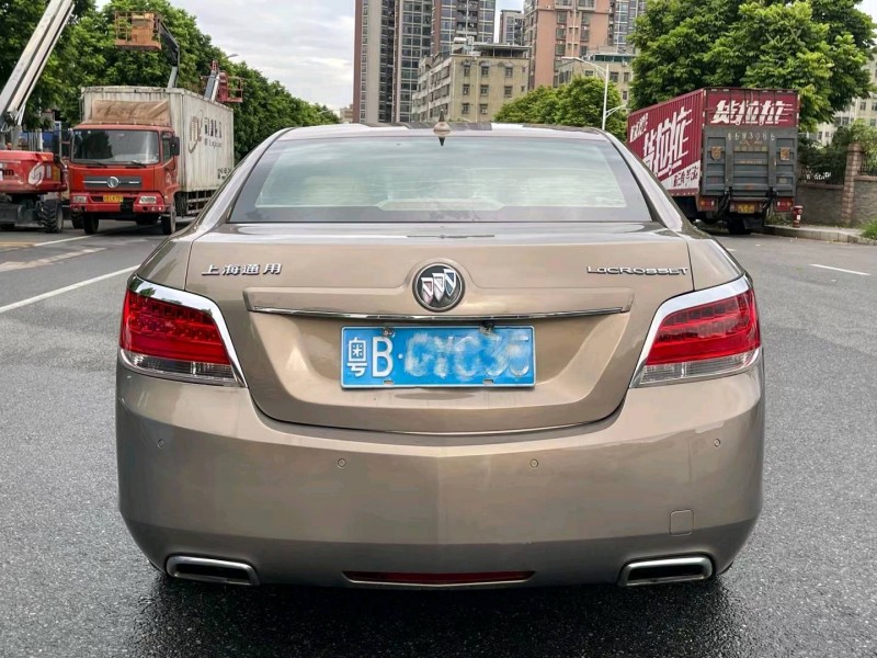 广州13年别克君越9