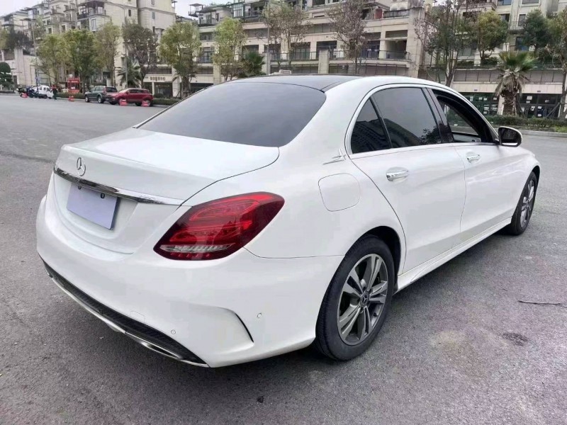 重庆17年奔驰C5