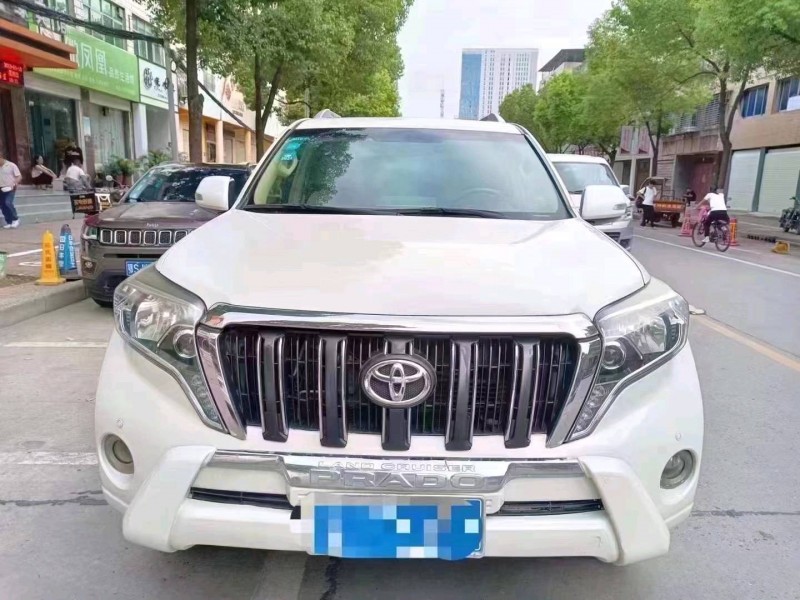 宜昌15年丰田普拉多1