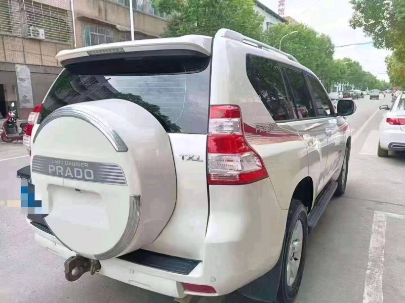 宜昌15年丰田普拉多4