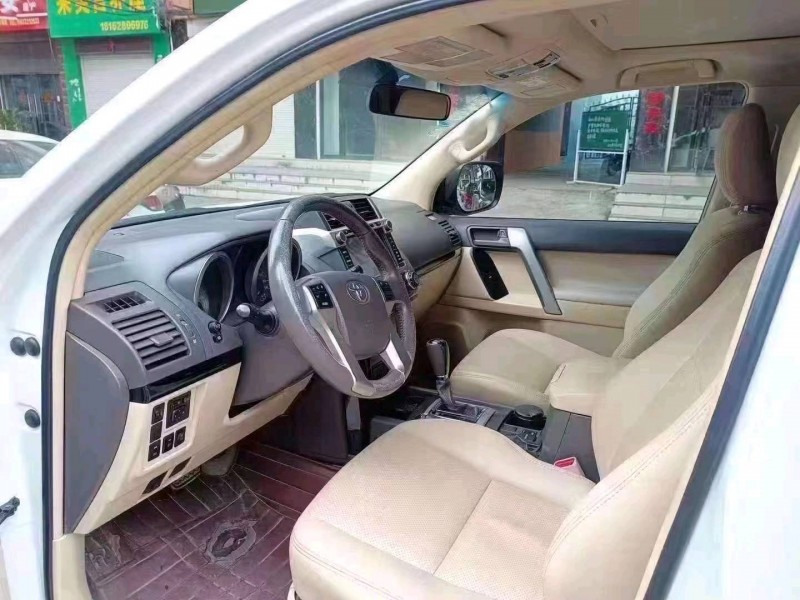 宜昌15年丰田普拉多7