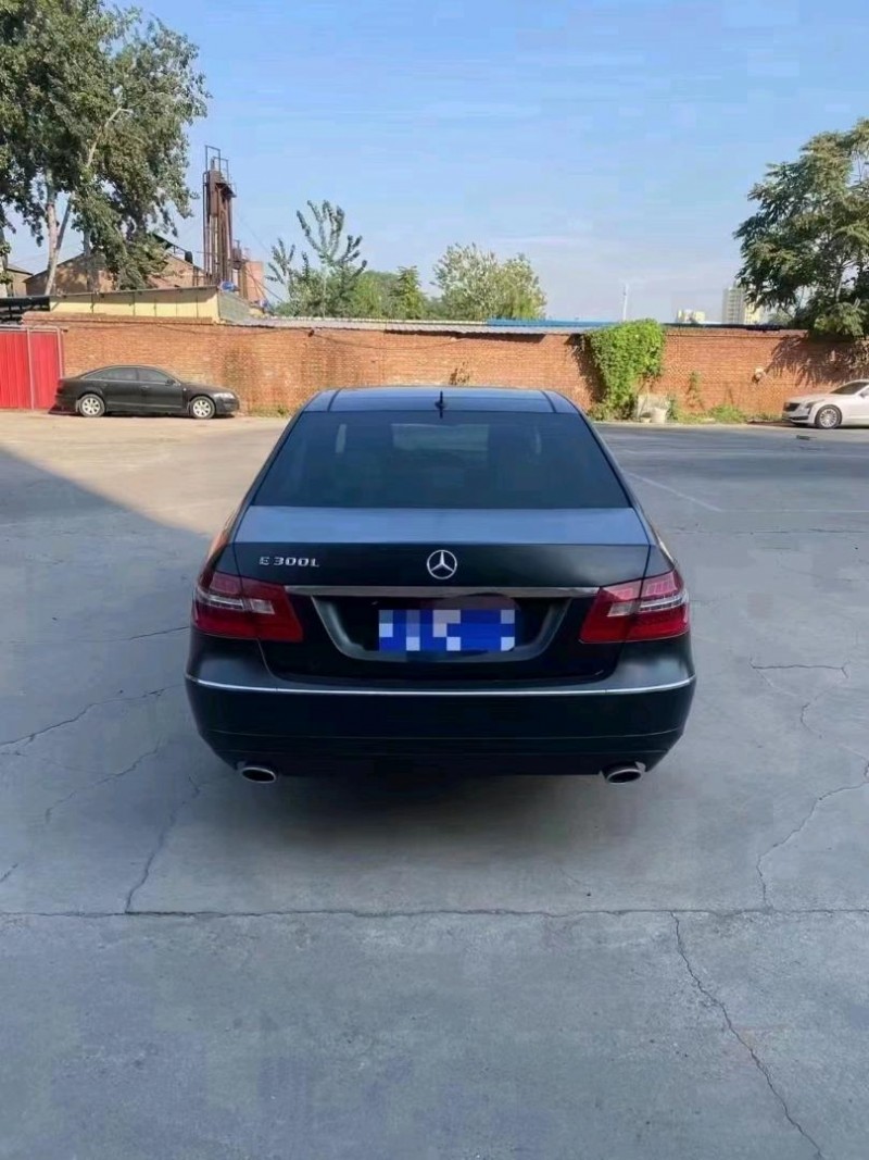 石家庄13年奔驰E5