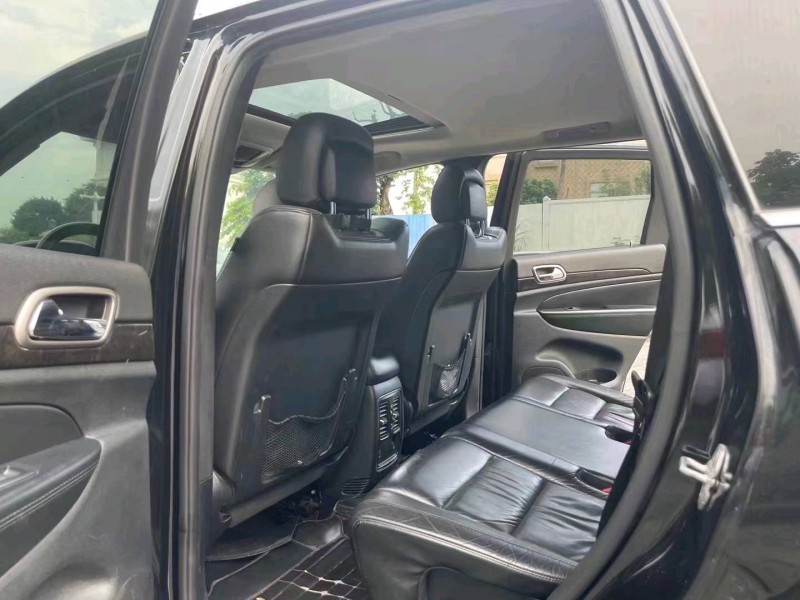 广州13年Jeep大切诺基4