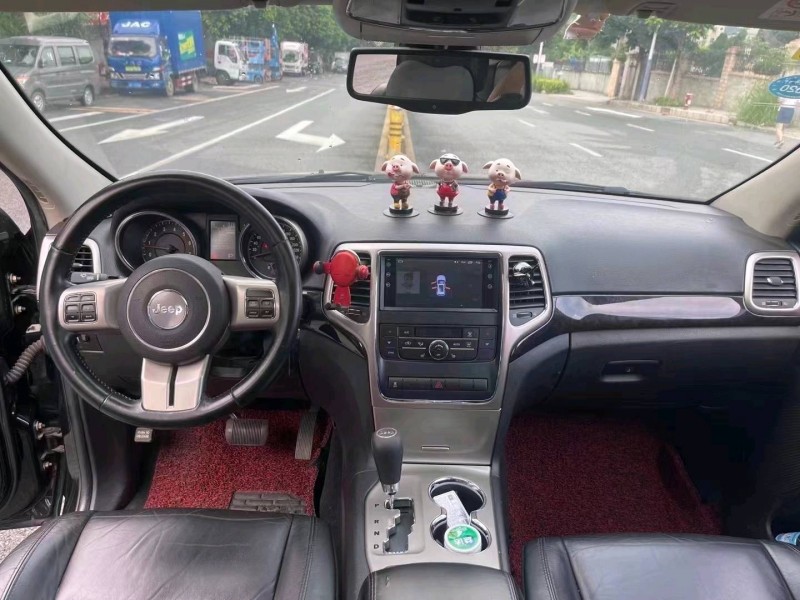 广州13年Jeep大切诺基5
