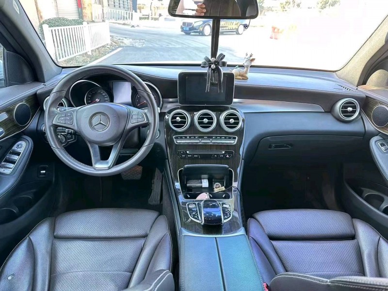 东营18年奔驰GLC5