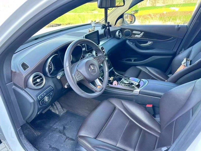 东营18年奔驰GLC7