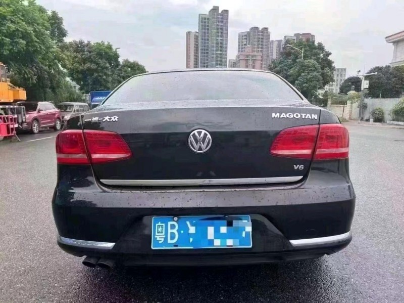 广州14年大众迈腾8