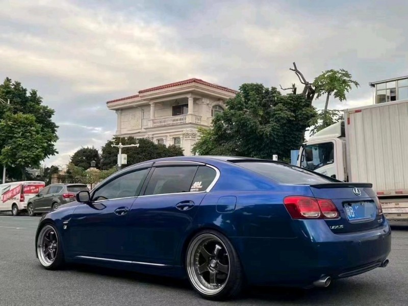 广州07年雷克萨斯GS7