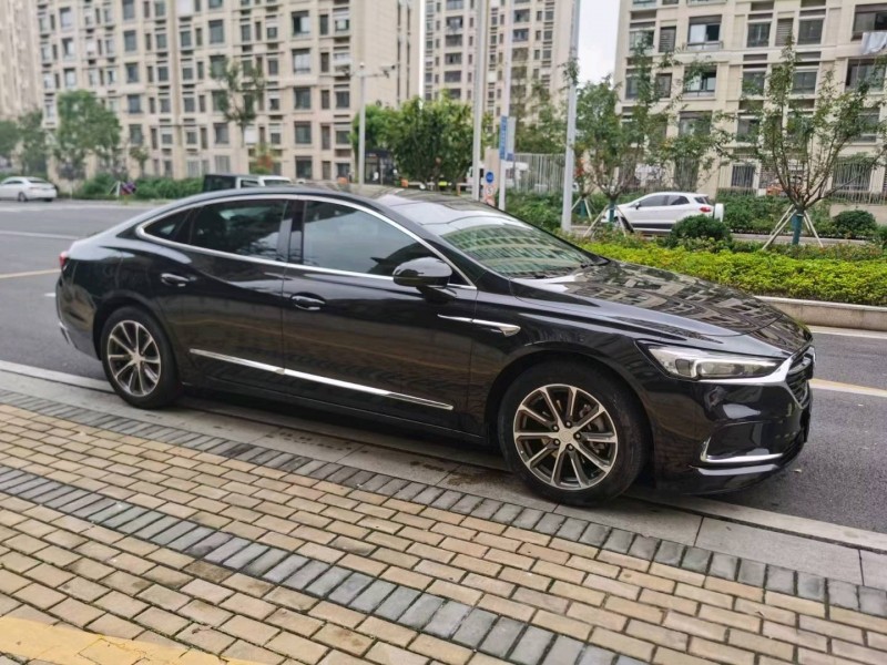 苏州20年别克君越2