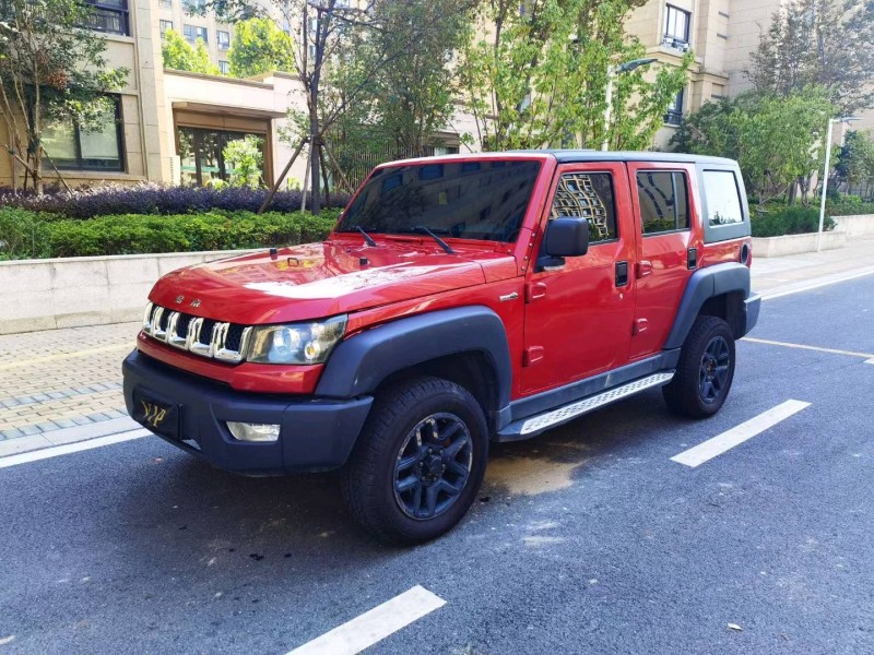 苏州17年北汽制造BJ403