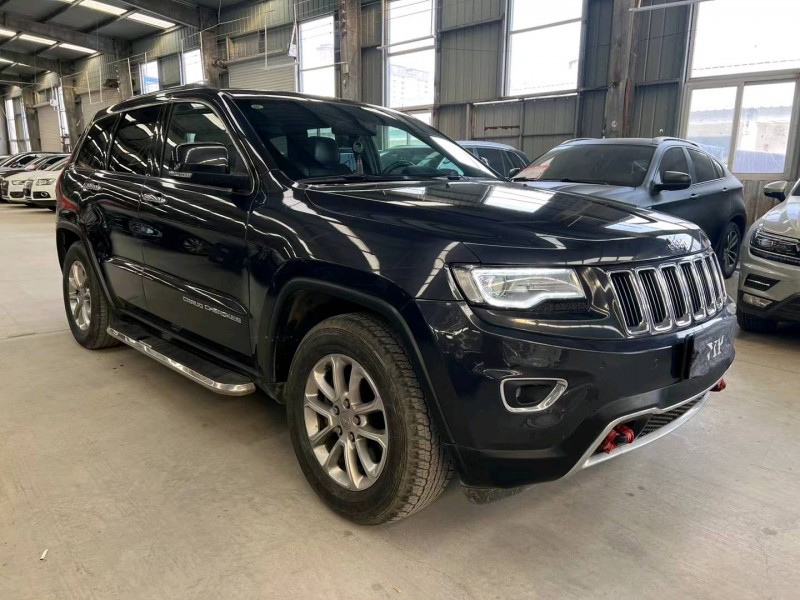 济宁13年Jeep大切诺基8