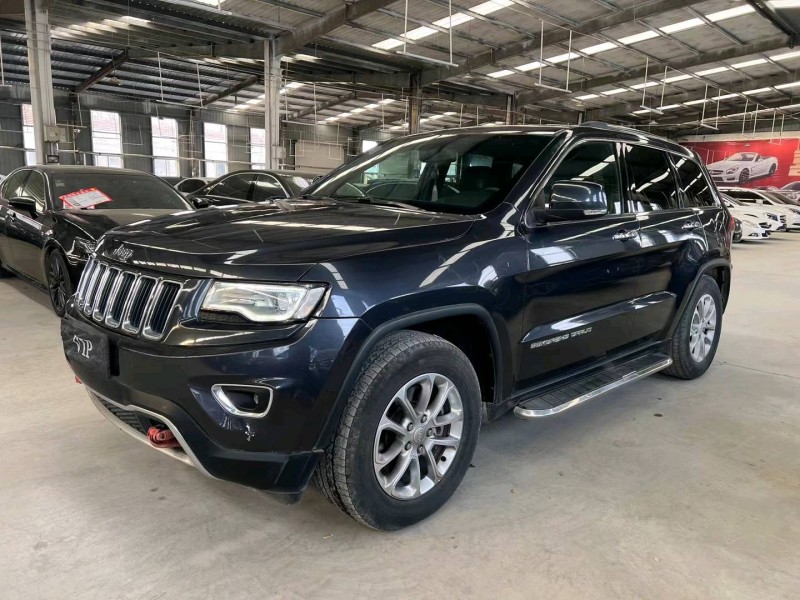 济宁13年Jeep大切诺基7