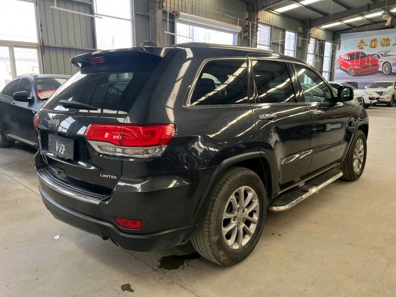 济宁13年Jeep大切诺基3