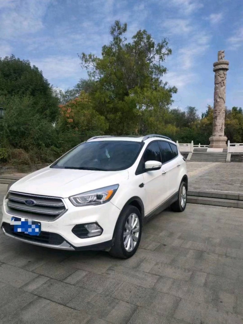 枣庄17年福特翼虎2