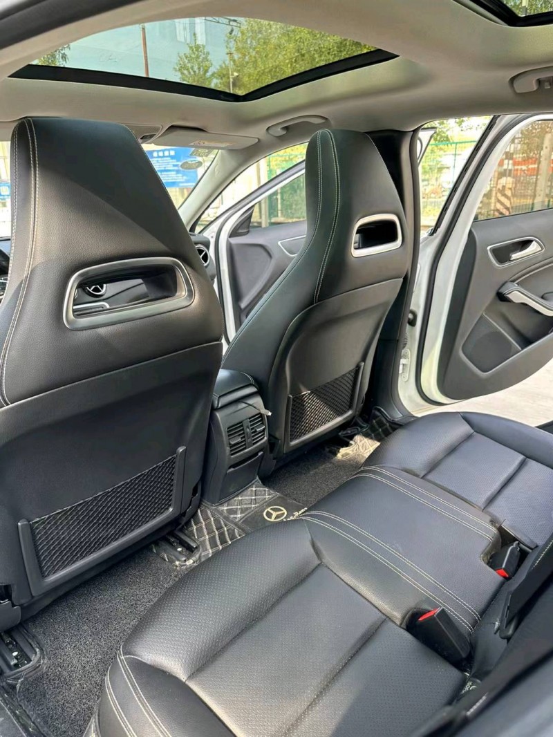 徐州19年奔驰GLA5