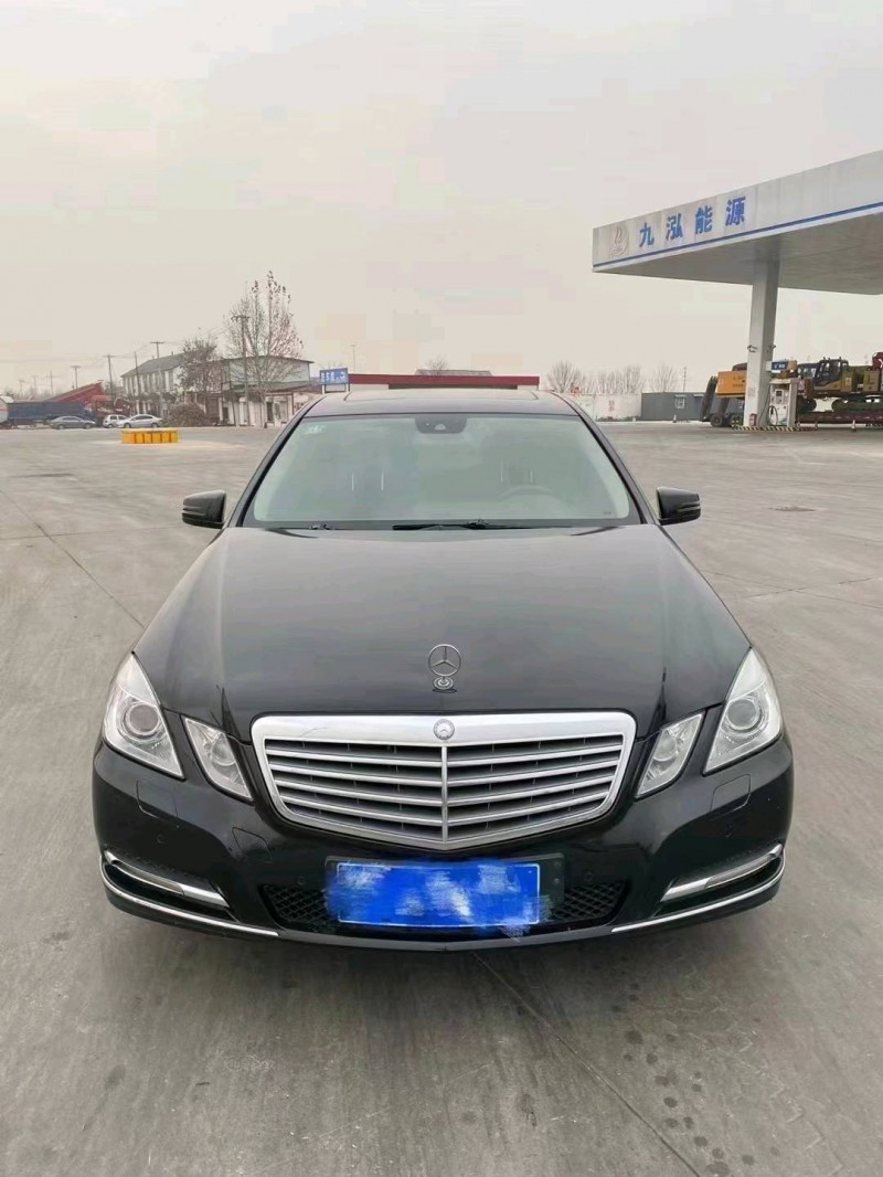 东营11年奔驰E1