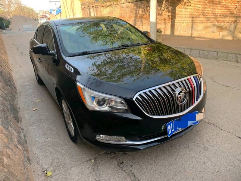 青岛15年别克君越3