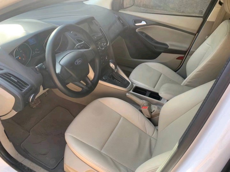 青岛17年福特福克斯6