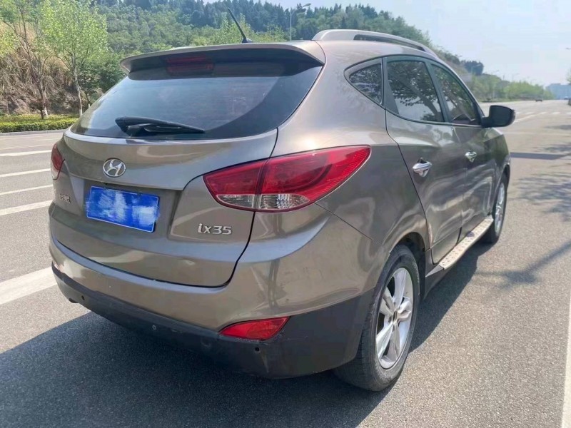 宜昌13年现代ix359