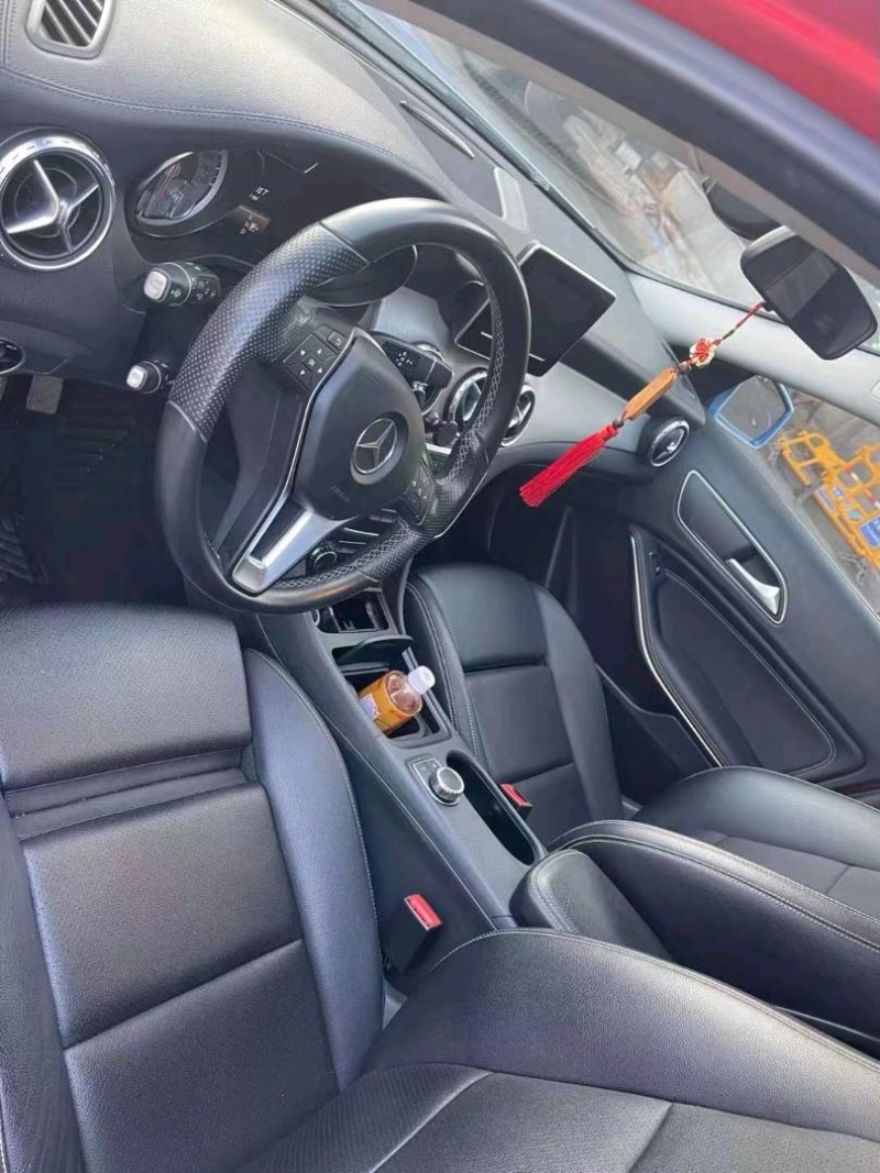 嘉兴16年奔驰GLA8