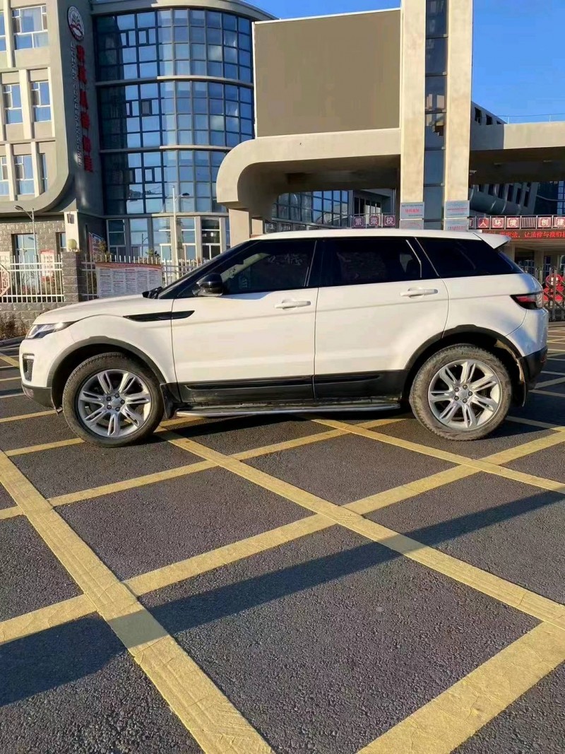 石家庄17年路虎极光7