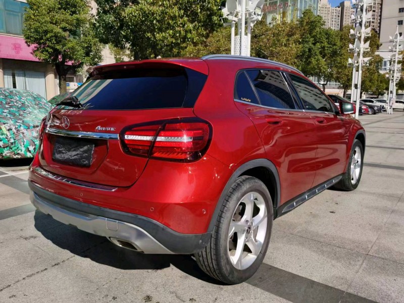 常州19年奔驰AMG4