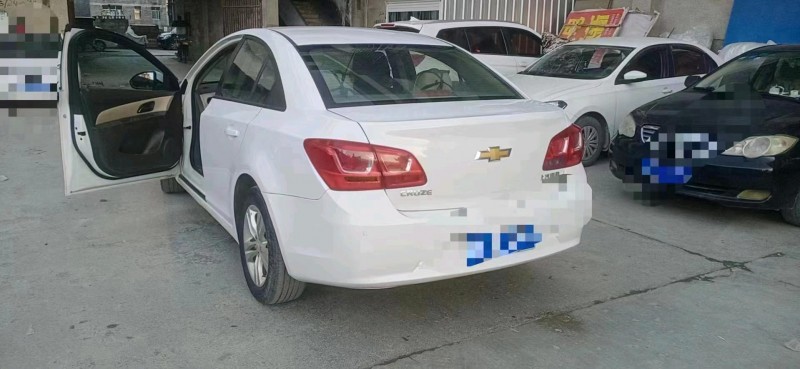 邯郸16年雪佛兰科鲁兹3