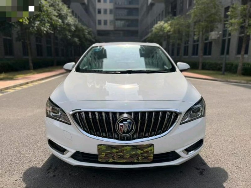 东莞17年别克威朗1