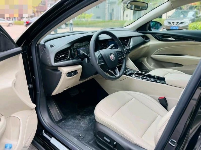 东莞21年别克君威6