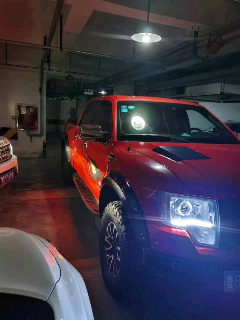 成都12年福特猛禽1