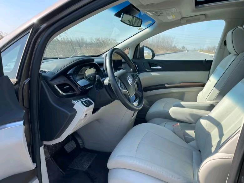 盐城21年别克GL84