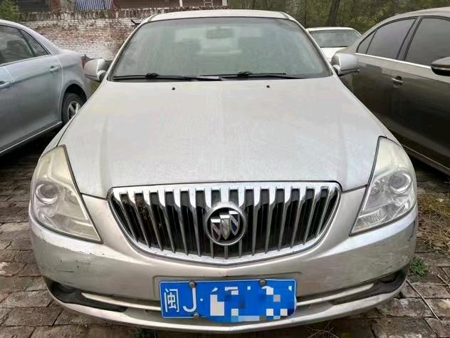 潍坊14年别克凯越1