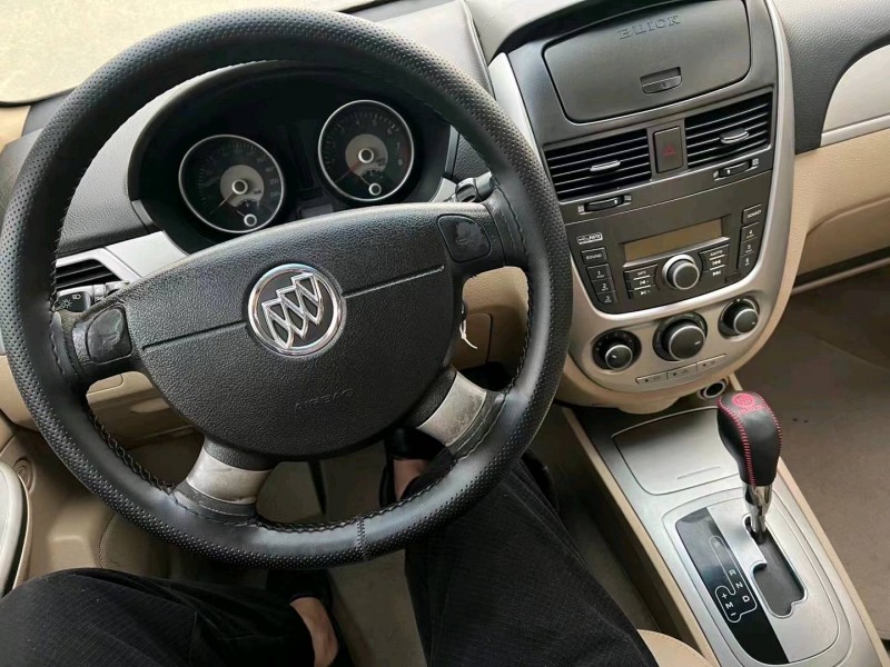 潍坊14年别克凯越4