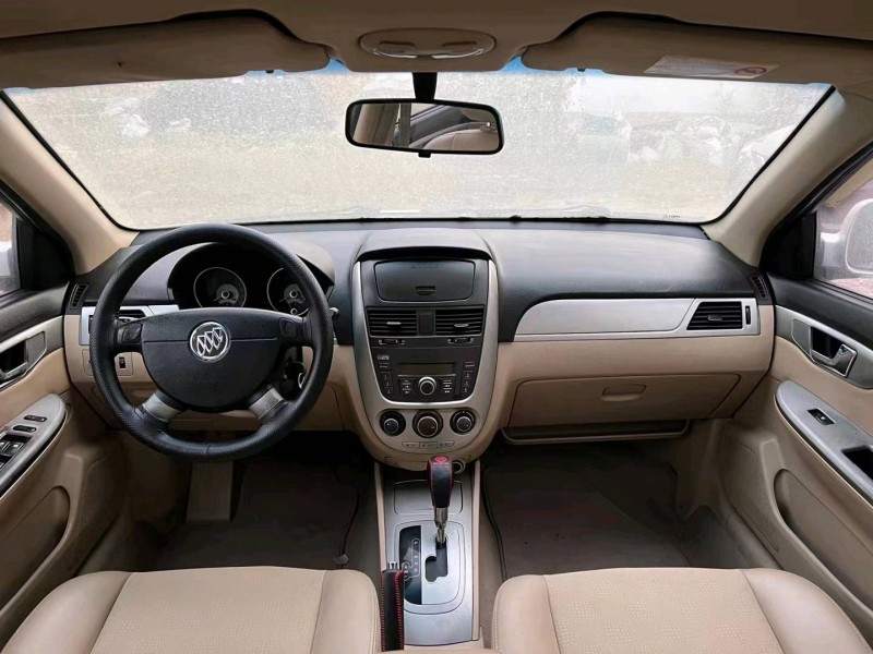 潍坊14年别克凯越5