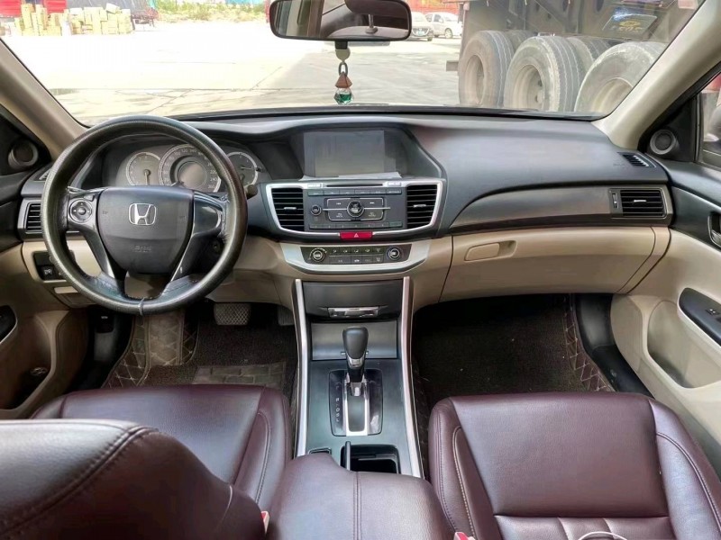 保定16年本田雅阁5