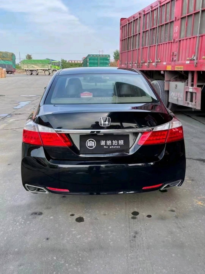 保定16年本田雅阁1