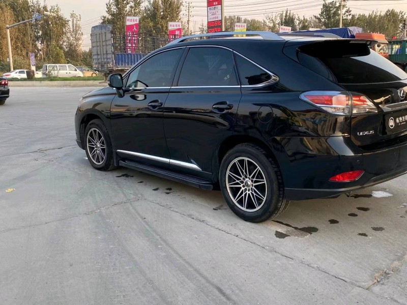 保定13年雷克萨斯RX7