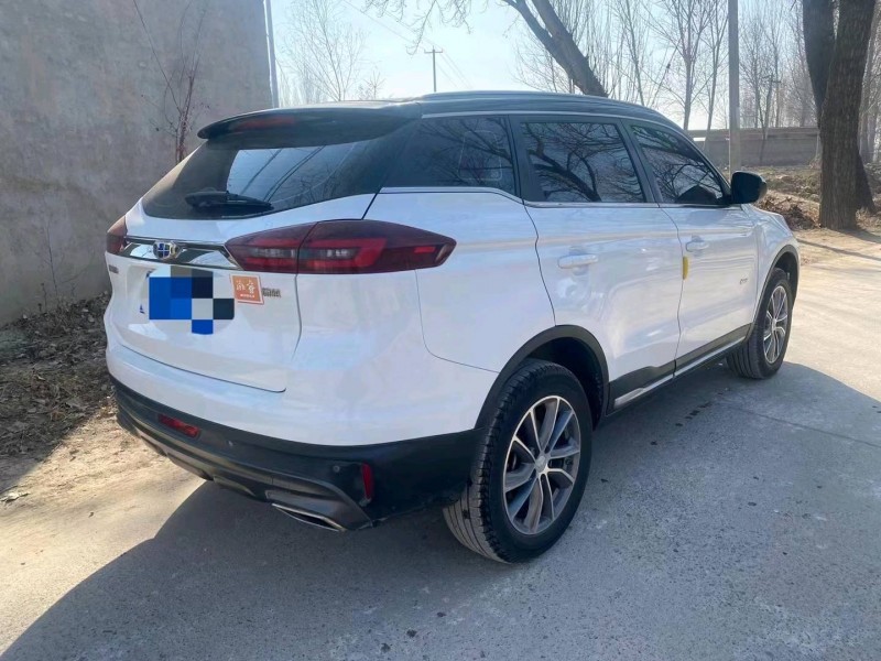 保定19年吉利博越7