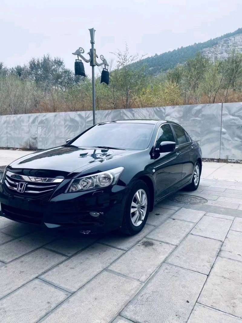 保定12年本田雅阁3