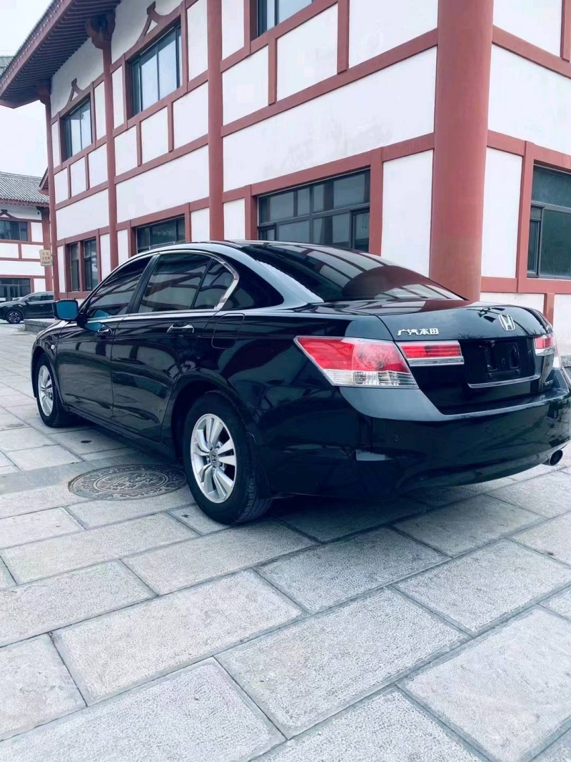 保定12年本田雅阁7