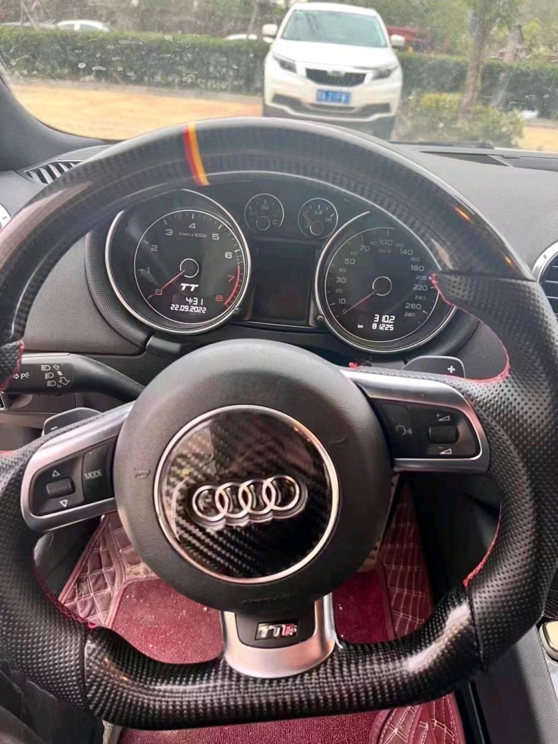 北京13年奥迪TT8