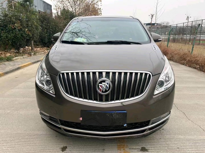 北京16年别克GL81